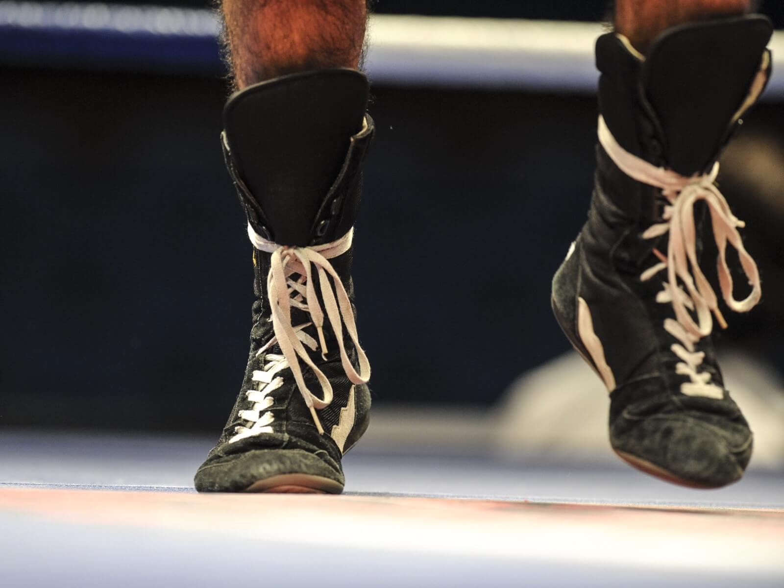 Research and choose an alternative wrestling shoe brand
Start by reading reviews and ratings from reliable sources