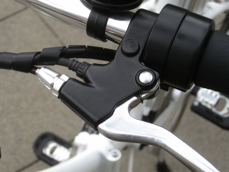 Reset the bike's electrical system by turning off the bike, removing the battery, waiting for a few minutes, and then reinserting the battery and turning the bike back on.
Ensure that the pedal-assist settings are properly configured for the desired power level.