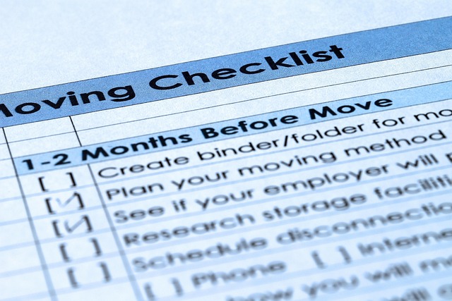 Checklist graphic for budgeting Bootstrapper Exe 2 costs