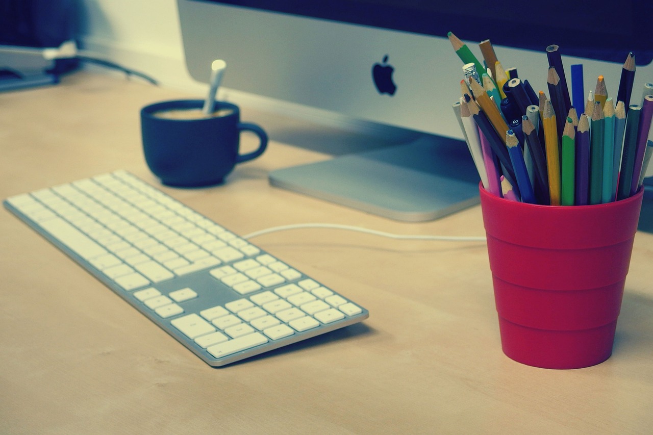 Small Black Dot on Monitor: What It Is & How to Fix it in 2026