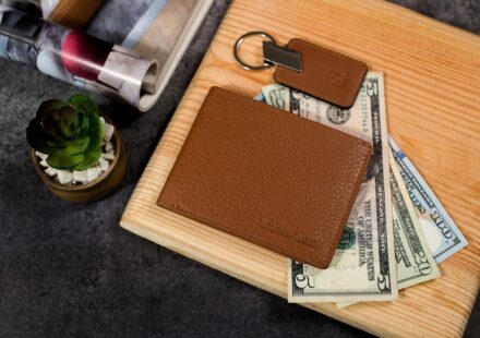 Ridge Wallet Review: Is This Minimalist Wallet Worth It?