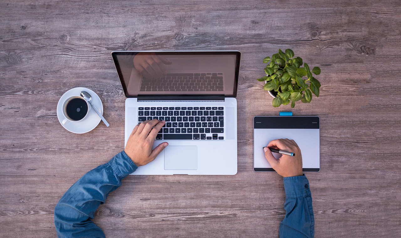 Shadow on Computer Monitor: Causes, Fixes, and Prevention in 2026