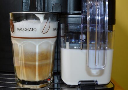 The Ultimate Latte Machine Guide: Brew Like a Pro at Home