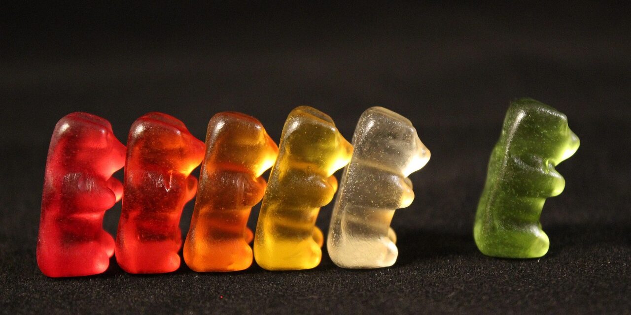 creatine gummies bottle