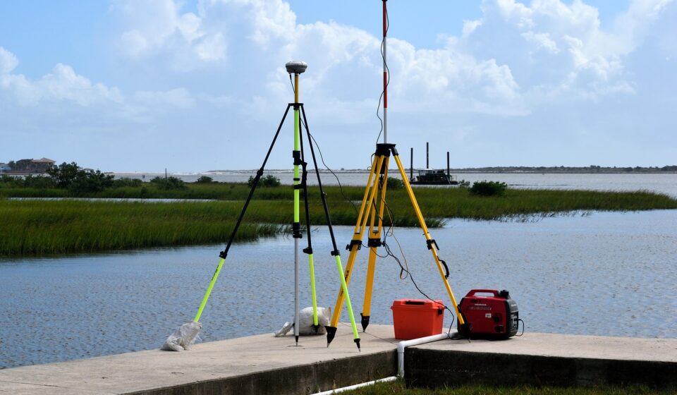 gps surveying equipment